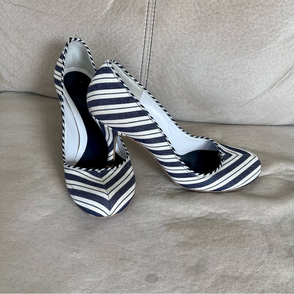 Alexander McQueen Striped Pumps – EU 37 - Picture 7 of 13
